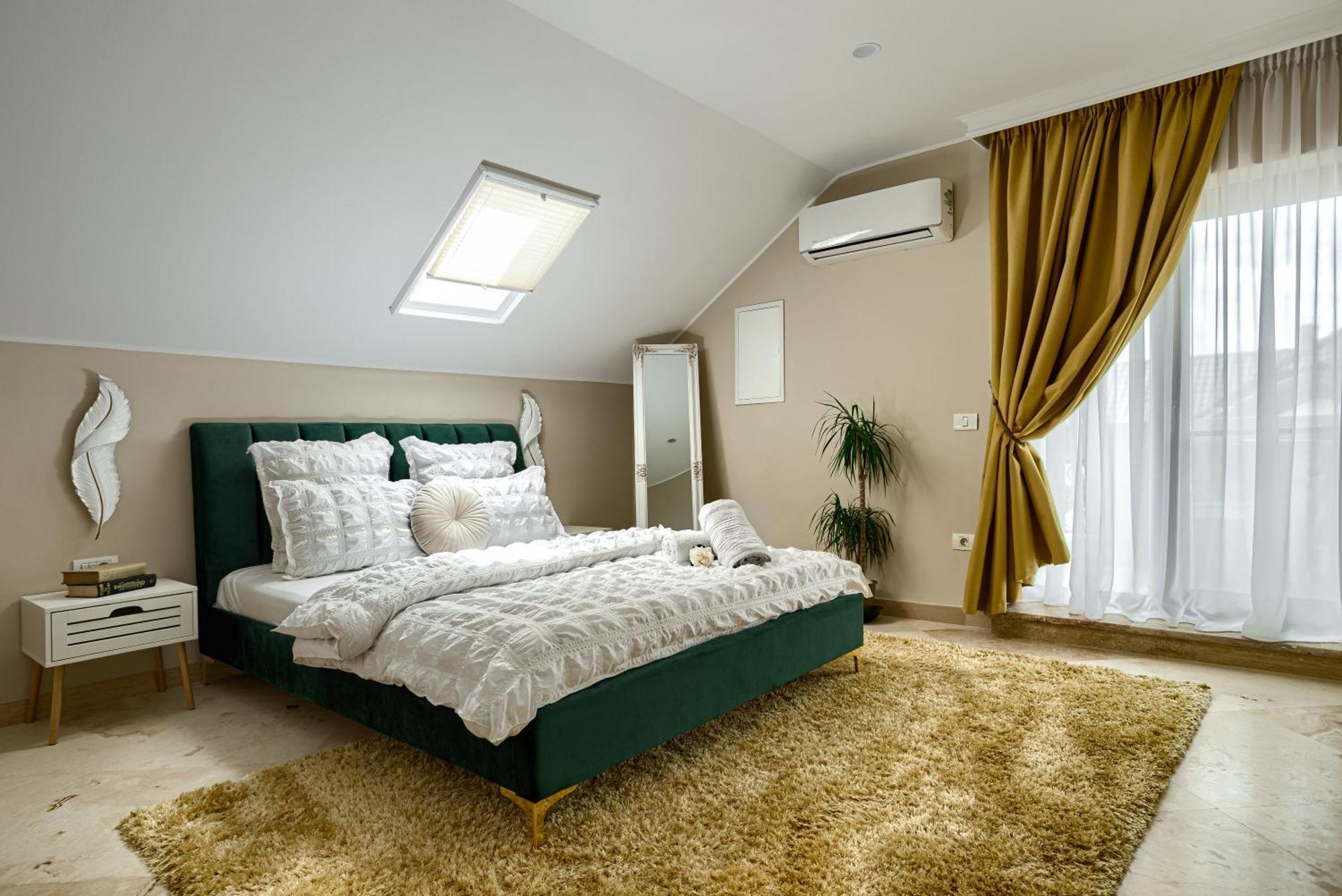 Sika Palladium Garden & Spa Central Apartment Arad Exteriér fotografie