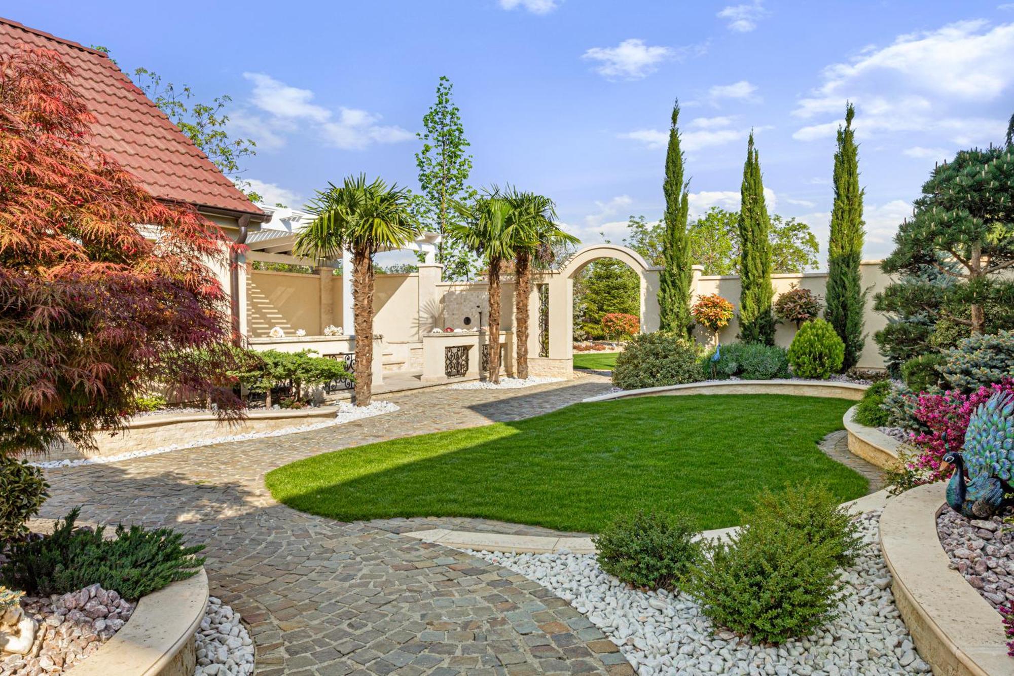 Sika Palladium Garden & Spa Central Apartment Arad Exteriér fotografie